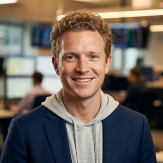 Ryan Brooks, Analista Principal de Trading en Clara Valimeza